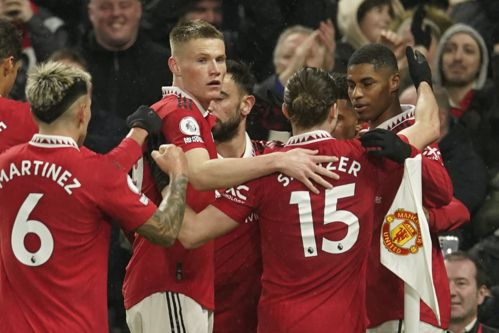 交媒体上发 交媒体上发